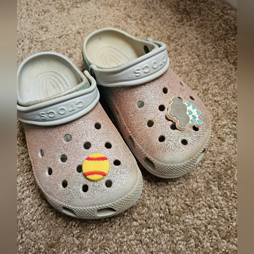 Crocs Kids Glitter Clogs - Silver J-1